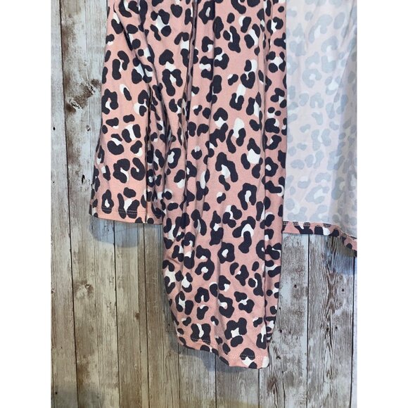 Kim Rogers Women's Pink Leopard Open Front Cardigan Size 2X Animal Print - Picture 2 of 9